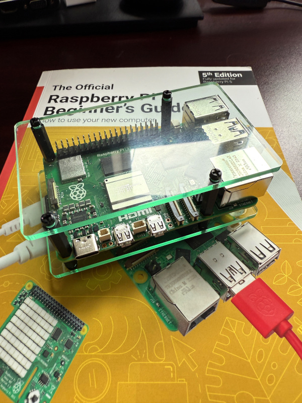 AMIe Mk1 AI computer based on a Raspberry Pi 5
